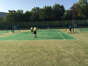ソフトテニス部が地区大会で活躍