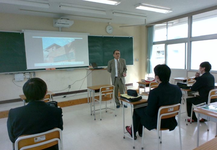 ２年生の進路ガイダンスを行いました！