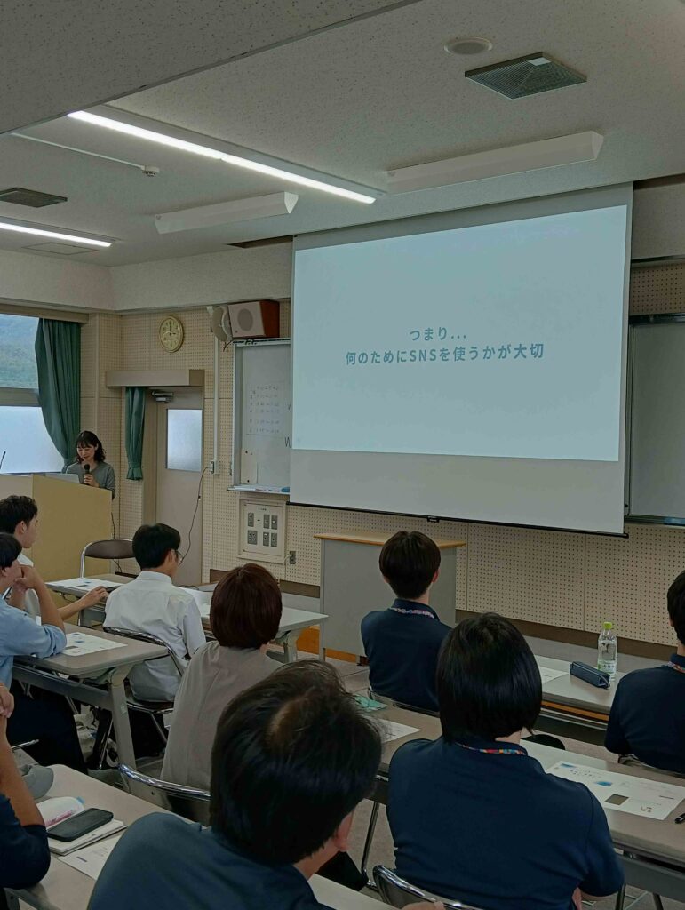 和気閑谷高校インスタグラムフォロワー数１万人越えセミナーを開催しました。